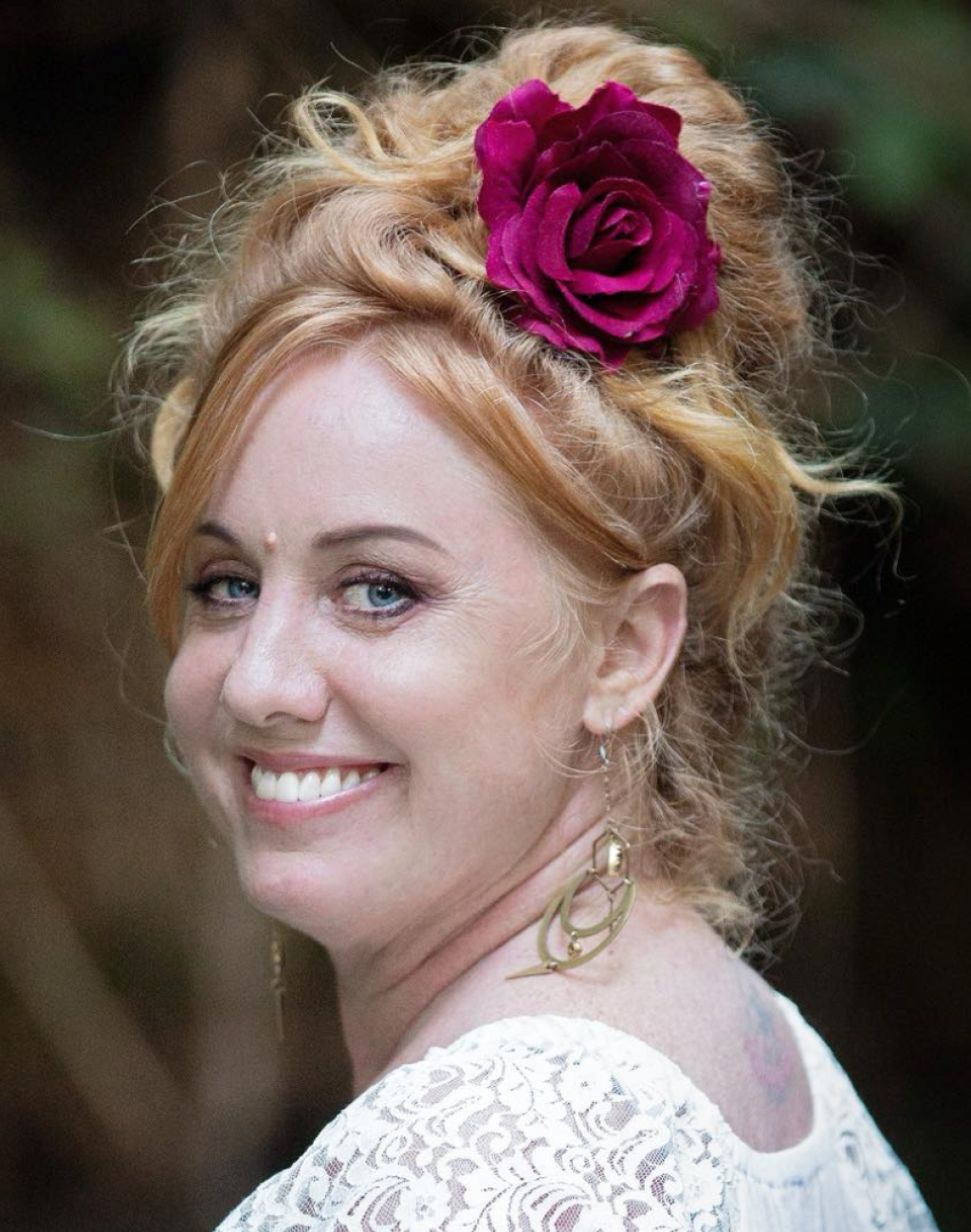Psychic medium Australia Talitha intuitive reading session
