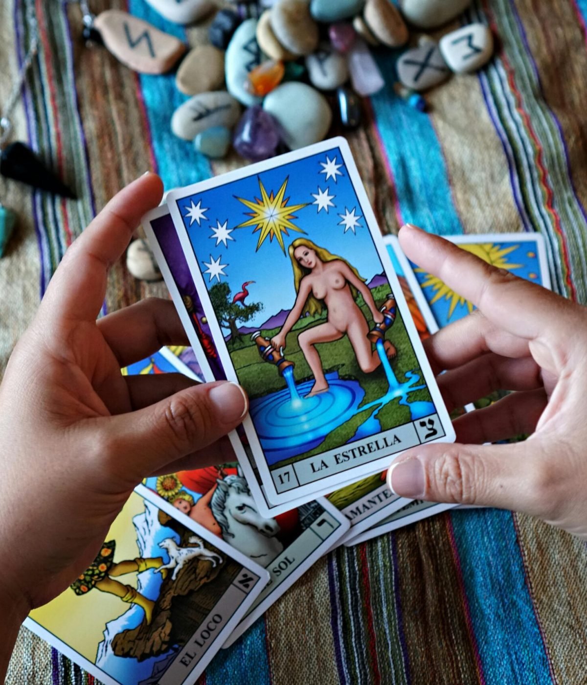 Psychic Medium tarot reading Gold Coast intuitive session